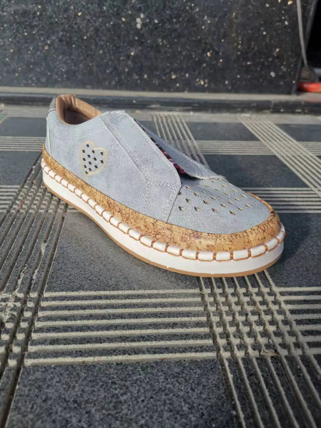 Comfortable Breathable Flat Casual Shoes for Women